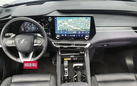 Lexus RX IV рестайлинг, 2024 год, 7 960 000 рублей, 7 фотография