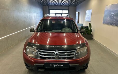 Renault Duster I рестайлинг, 2012 год, 699 000 рублей, 2 фотография