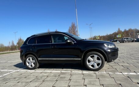 Volkswagen Touareg III, 2012 год, 2 390 000 рублей, 4 фотография