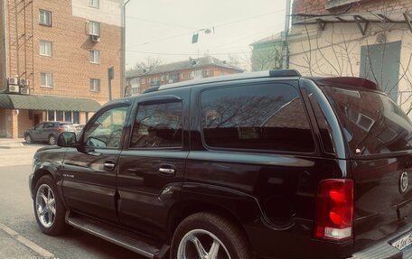 Cadillac Escalade II, 2002 год, 1 071 000 рублей, 9 фотография