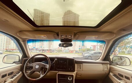 Cadillac Escalade II, 2002 год, 1 071 000 рублей, 11 фотография