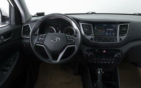 Hyundai Tucson III, 2017 год, 2 298 000 рублей, 13 фотография