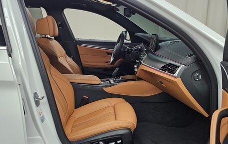 BMW 5 серия, 2022 год, 3 906 000 рублей, 7 фотография