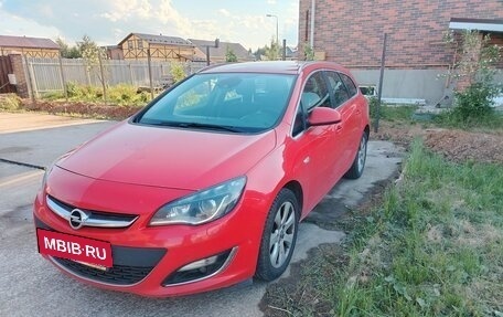 Opel Astra J, 2014 год, 550 000 рублей, 3 фотография