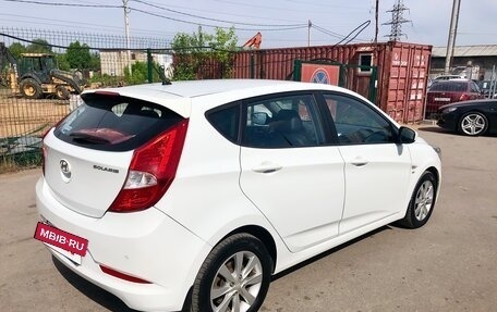 Hyundai Solaris II рестайлинг, 2015 год, 950 000 рублей, 4 фотография