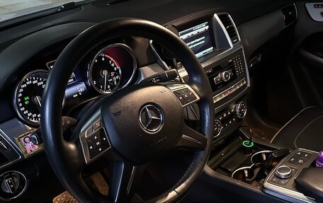 Mercedes-Benz M-Класс, 2013 год, 3 200 000 рублей, 5 фотография