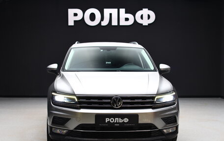 Volkswagen Tiguan II, 2017 год, 2 430 000 рублей, 3 фотография