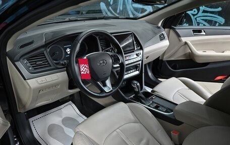 Hyundai Sonata VII, 2019 год, 1 695 000 рублей, 9 фотография