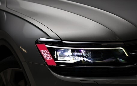 Volkswagen Tiguan II, 2017 год, 2 430 000 рублей, 11 фотография