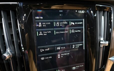 Volvo S90 II рестайлинг, 2021 год, 2 670 000 рублей, 11 фотография