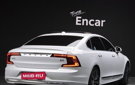 Volvo S90 II рестайлинг, 2021 год, 2 670 000 рублей, 3 фотография