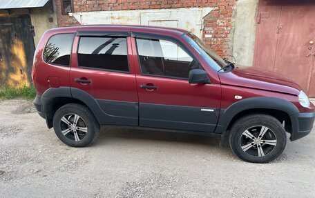 Chevrolet Niva I рестайлинг, 2012 год, 366 000 рублей, 4 фотография