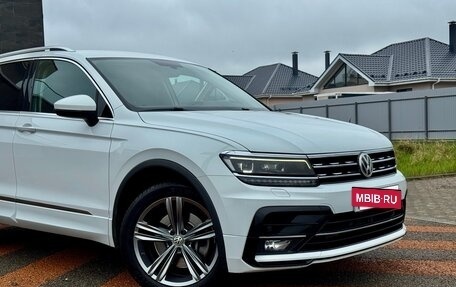 Volkswagen Tiguan II, 2018 год, 2 850 000 рублей, 4 фотография