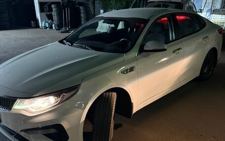 KIA Optima IV, 2019 год, 1 350 000 рублей, 2 фотография