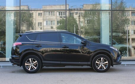 Toyota RAV4, 2018 год, 2 580 000 рублей, 4 фотография