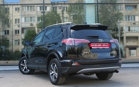 Toyota RAV4, 2018 год, 2 580 000 рублей, 7 фотография