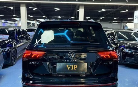Volkswagen Tiguan II, 2021 год, 2 290 000 рублей, 5 фотография