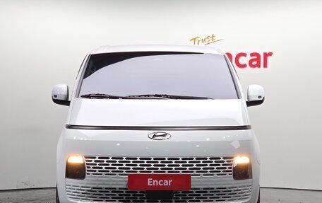 Hyundai Staria, 2022 год, 2 470 898 рублей, 3 фотография