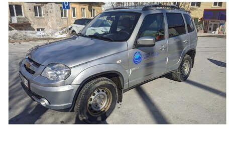 Chevrolet Niva I рестайлинг, 2017 год, 900 000 рублей, 2 фотография