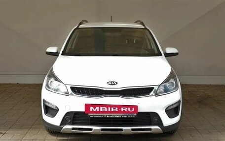 KIA Rio IV, 2018 год, 1 380 000 рублей, 2 фотография
