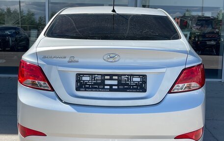 Hyundai Solaris II рестайлинг, 2016 год, 900 000 рублей, 6 фотография