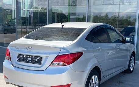 Hyundai Solaris II рестайлинг, 2016 год, 900 000 рублей, 5 фотография