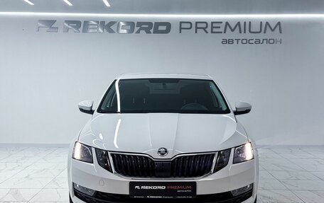 Skoda Octavia, 2019 год, 1 698 000 рублей, 4 фотография