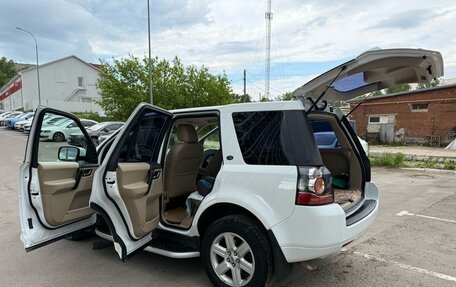 Land Rover Freelander II рестайлинг 2, 2013 год, 1 950 000 рублей, 12 фотография