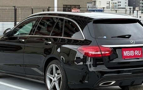 Mercedes-Benz C-Класс, 2018 год, 1 415 000 рублей, 5 фотография