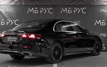 Mercedes-Benz E-Класс, 2024 год, 11 275 000 рублей, 3 фотография