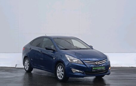 Hyundai Solaris II рестайлинг, 2015 год, 829 000 рублей, 3 фотография