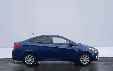 Hyundai Solaris II рестайлинг, 2015 год, 829 000 рублей, 4 фотография