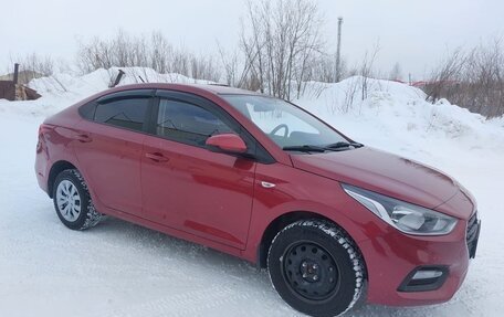 Hyundai Solaris II рестайлинг, 2018 год, 1 000 000 рублей, 3 фотография