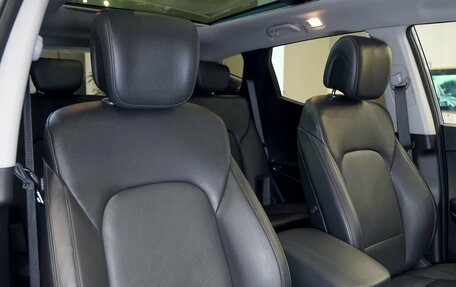 Hyundai Santa Fe III рестайлинг, 2017 год, 2 100 000 рублей, 16 фотография