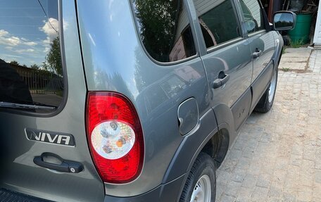 Chevrolet Niva I рестайлинг, 2019 год, 870 000 рублей, 4 фотография