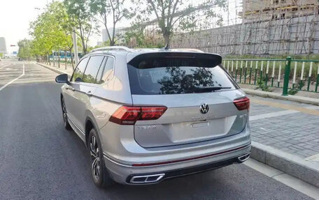 Volkswagen Tiguan II, 2022 год, 2 686 810 рублей, 6 фотография