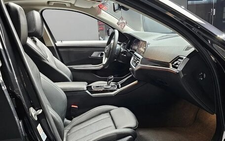 BMW 3 серия, 2022 год, 2 791 900 рублей, 7 фотография
