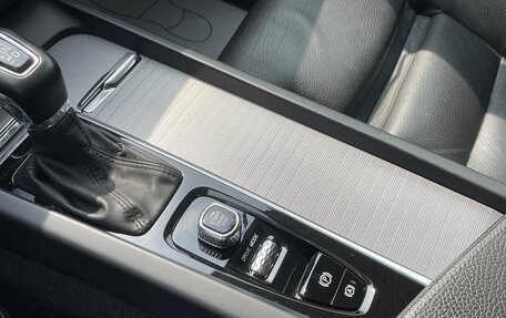 Volvo XC60 II, 2019 год, 3 589 000 рублей, 12 фотография