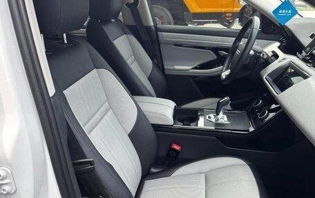 Land Rover Range Rover Evoque II, 2021 год, 2 750 000 рублей, 9 фотография