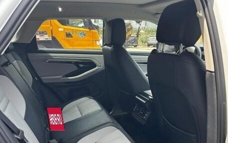 Land Rover Range Rover Evoque II, 2021 год, 2 750 000 рублей, 14 фотография