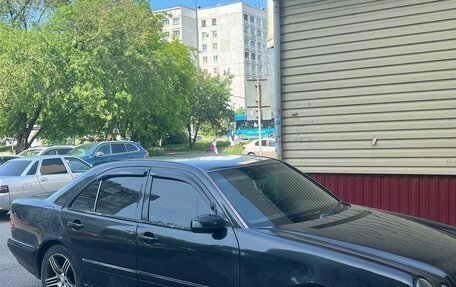 Mercedes-Benz E-Класс, 2000 год, 700 000 рублей, 2 фотография