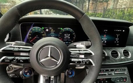 Mercedes-Benz E-Класс AMG, 2022 год, 6 190 000 рублей, 6 фотография