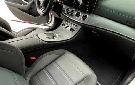 Mercedes-Benz E-Класс AMG, 2022 год, 6 190 000 рублей, 10 фотография