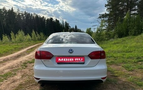 Volkswagen Jetta VI, 2012 год, 1 100 000 рублей, 9 фотография