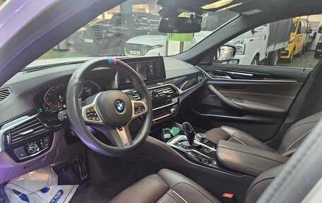 BMW 5 серия, 2022 год, 4 900 000 рублей, 5 фотография