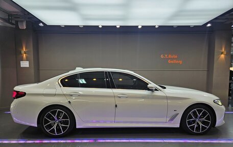 BMW 5 серия, 2022 год, 4 900 000 рублей, 3 фотография