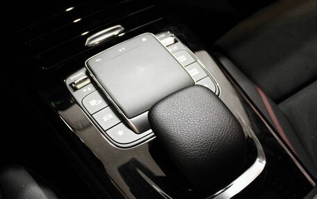 Mercedes-Benz CLA, 2021 год, 3 799 000 рублей, 15 фотография