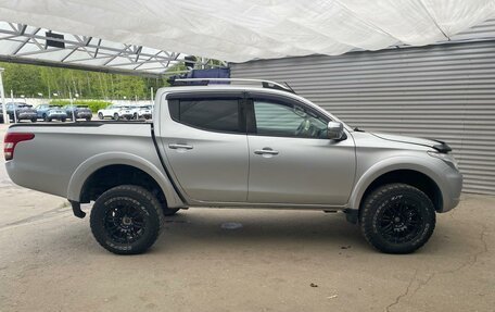 Mitsubishi L200 IV рестайлинг, 2017 год, 1 800 000 рублей, 5 фотография