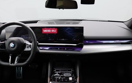 BMW 5 серия, 2023 год, 7 990 000 рублей, 12 фотография