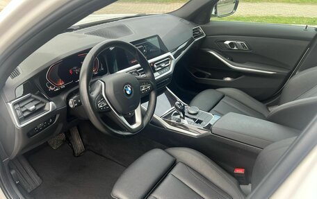 BMW 3 серия, 2021 год, 3 550 000 рублей, 9 фотография